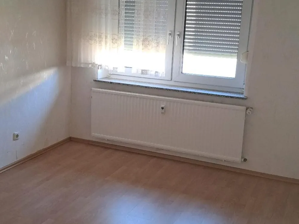 3 Room Apartment with Kitchen and Bathroom in Paderborn Schloß Neuhaus