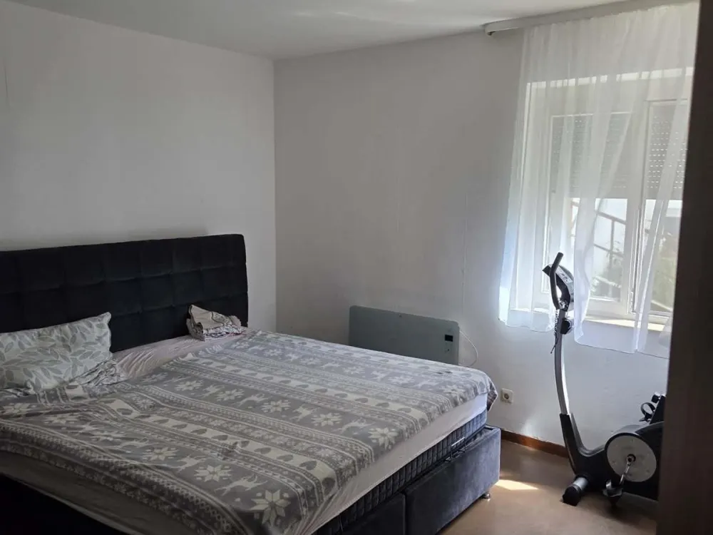 Helle 3-Zimmer-Wohnung mit EBK, 77 m², ruhige Lage