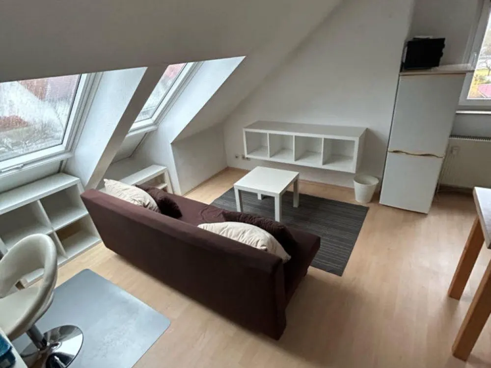 Helle, vollmöblierte Maisonette-Wohnung in Kassel ab 01.12.
