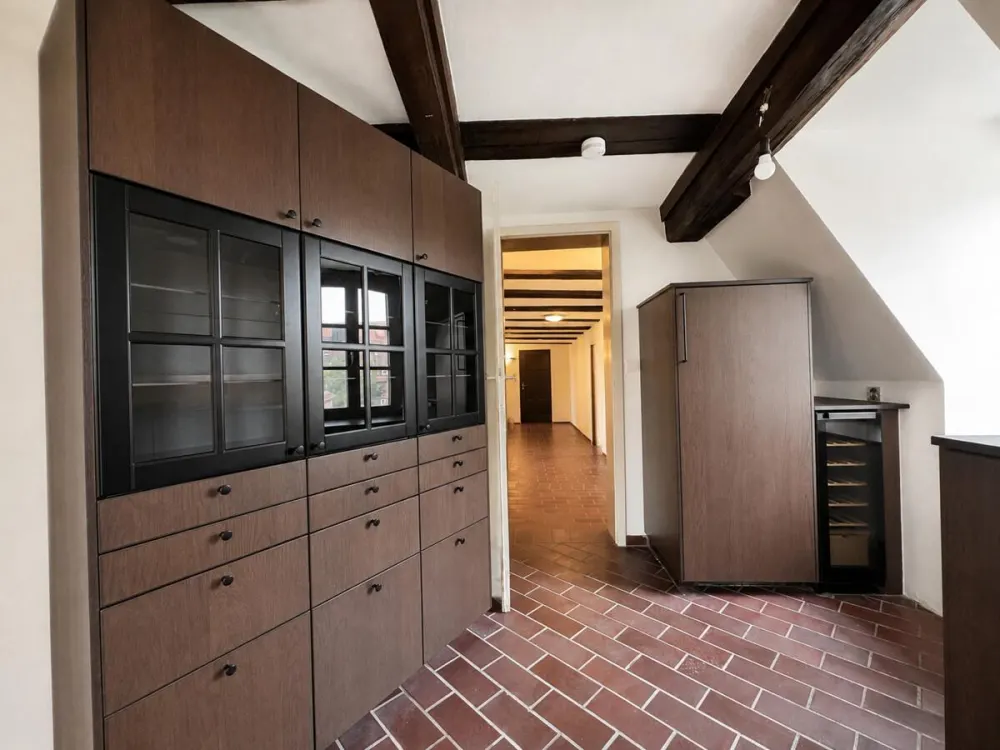 Charaktervolle DG-Wohnung mit historischem Flair im Herzen von Nürnberg - inkl. neuem Bad und Küche
