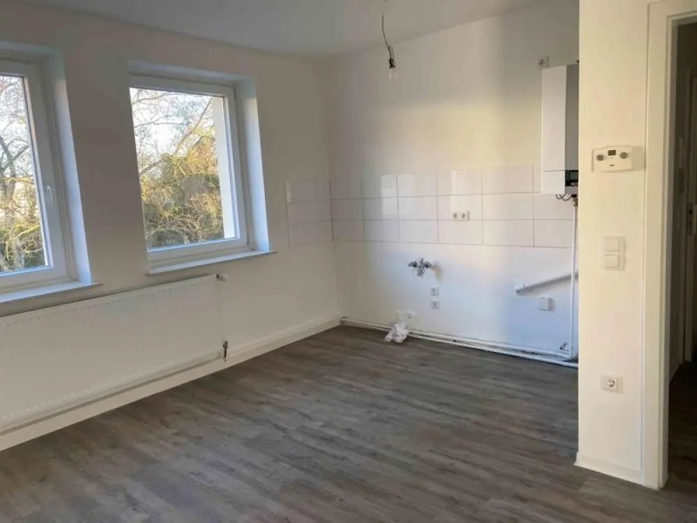 Helle 2-Zimmer-Wohnung mit Balkon