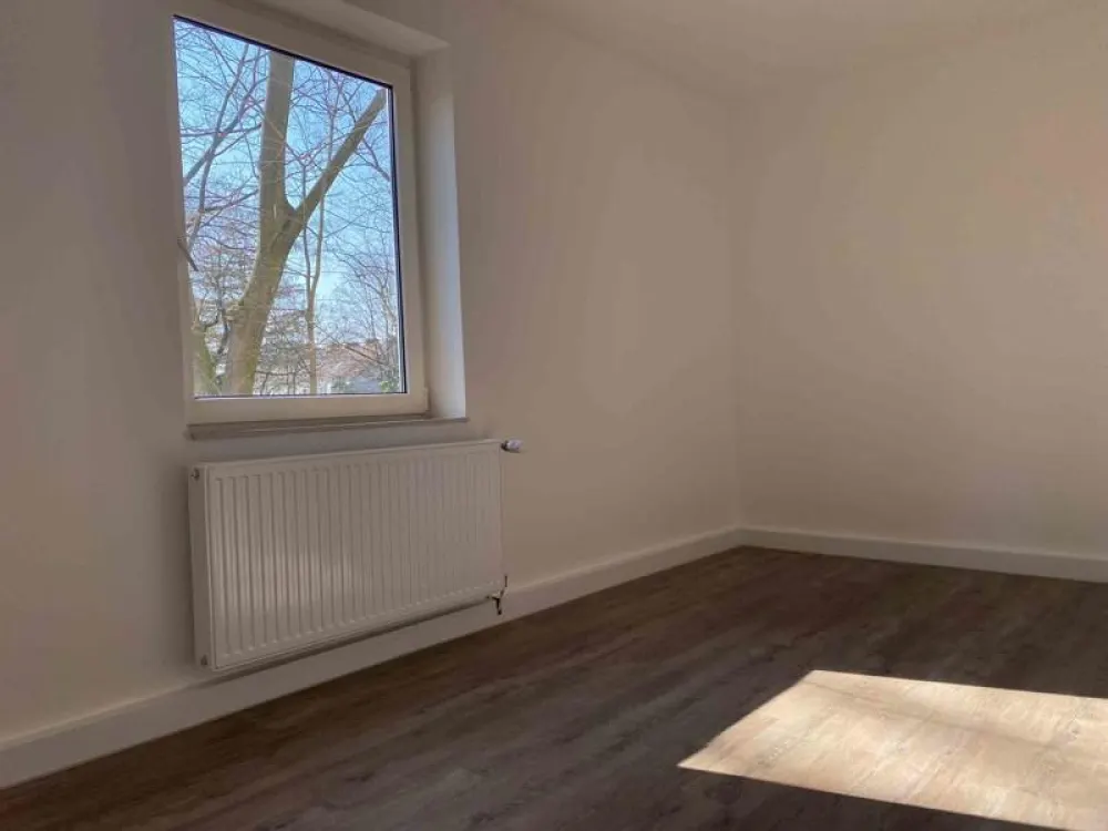 Helle 2-Zimmer-Wohnung mit Balkon
