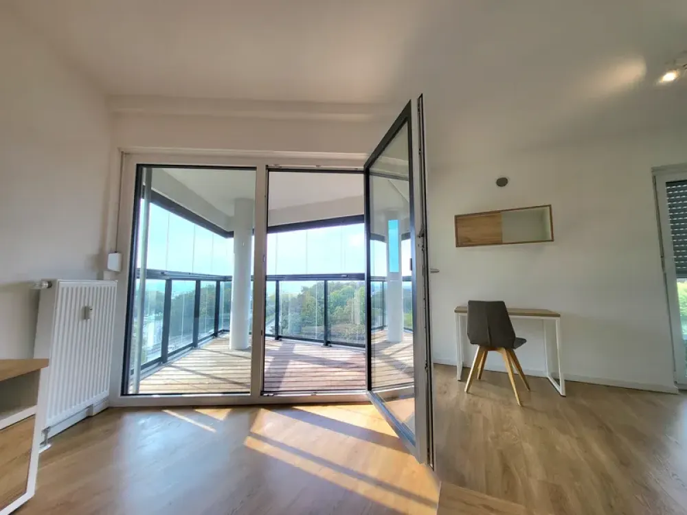 Außergewöhnliches 45 qm Studio-Apartment mit Wintergarten und Ausblick im Dortmunder Kreuzviertel