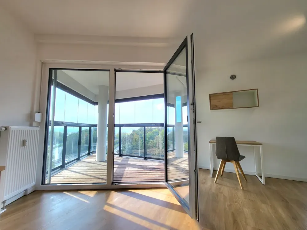 Außergewöhnliches 45 qm Studio-Apartment mit Wintergarten und Ausblick im Dortmunder Kreuzviertel