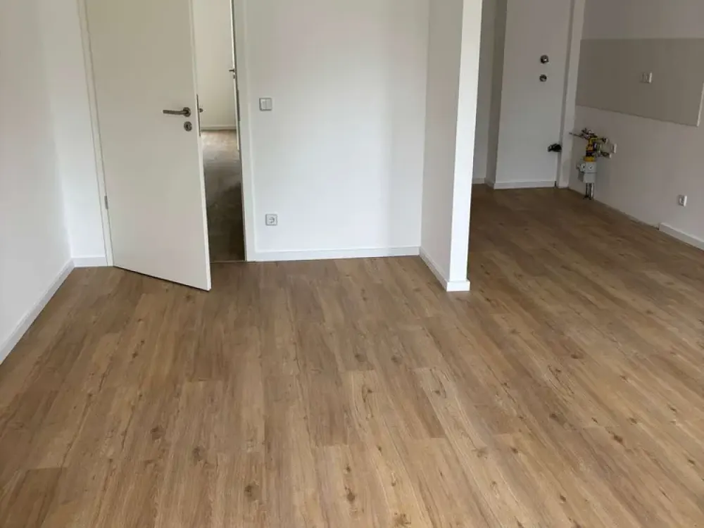 !! Wohnberechtigungsschein erforderlich !! WBS 100/120 schöne 3 Zimmer mit Balkon in Wilhelmsruh