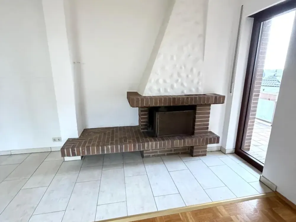 Großzügige 4-Zimmer-Wohnung in Frankfurt Bergen-Enkheim