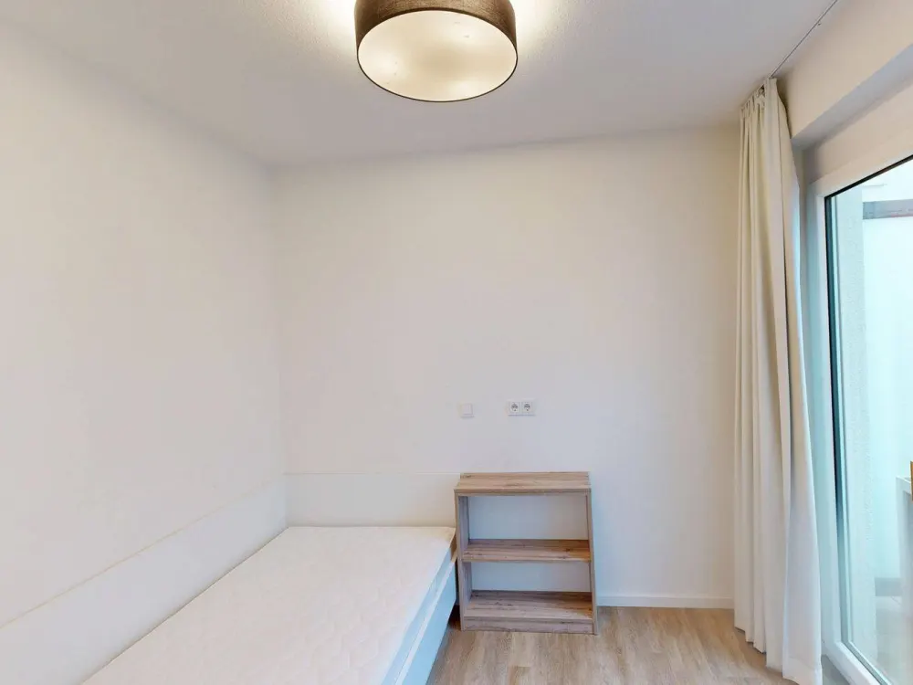 Helles, möbliertes 1-Zimmer-Apartment