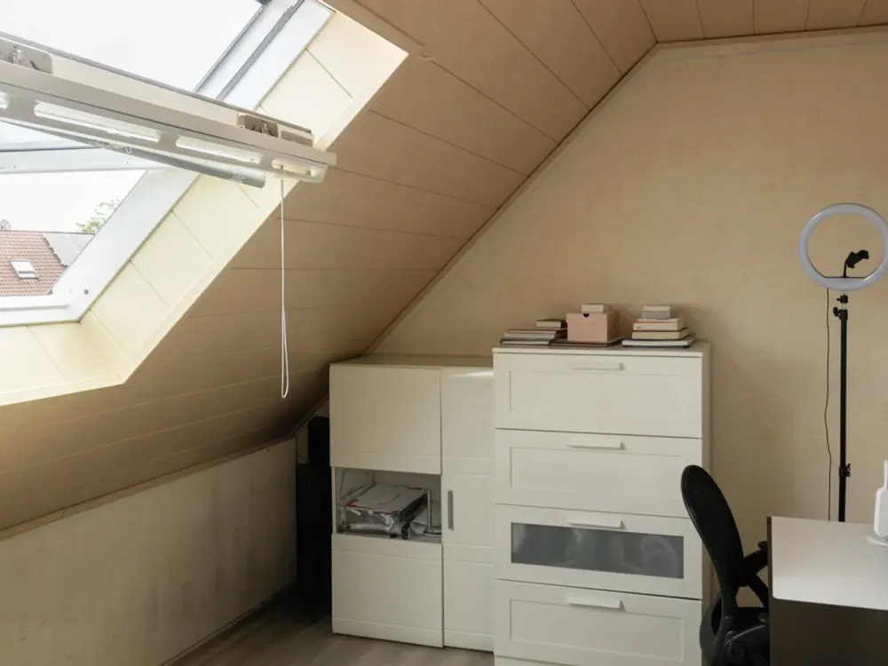 Bezugsfertig ab September, Renovierte 3-Zimmer-Wohnung mit Balkon