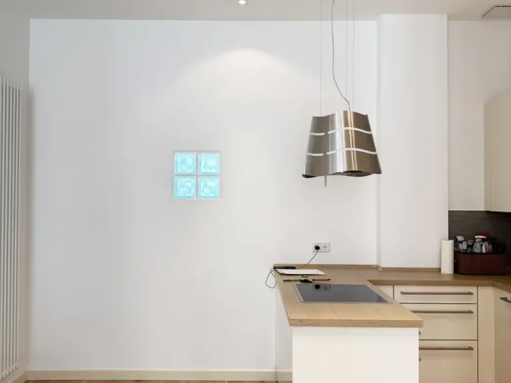 Wohnen mit Charakter: ruhige 2-Zimmer-Wohnung in Mitte mit Concierge & Gym