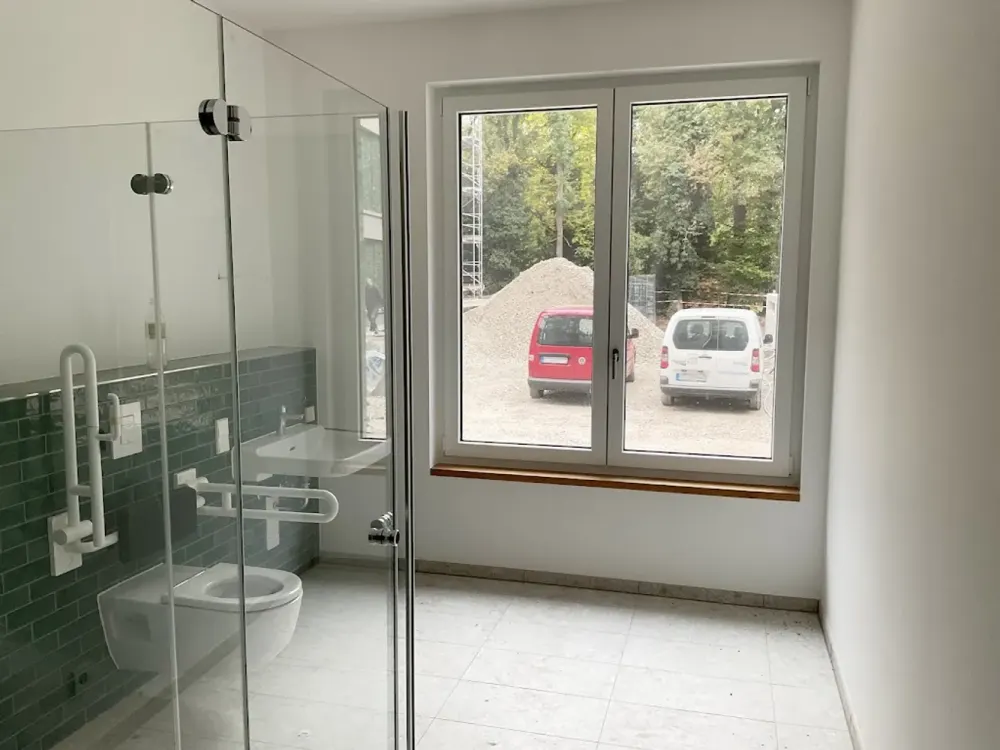 Barrierefreie Wohnung mit Terrasse, stilvoll & komfortabel wohnen, Einbauküche, Tageslichtbad