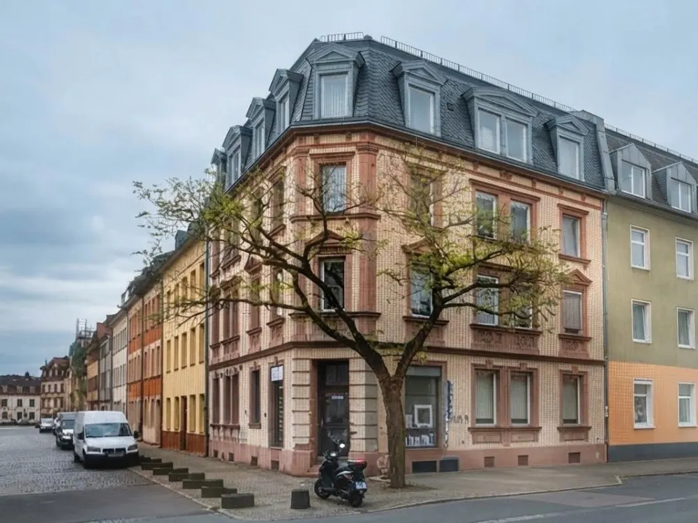 3-Zimmer-Wohnung mit neuem Bad und sep. Küche