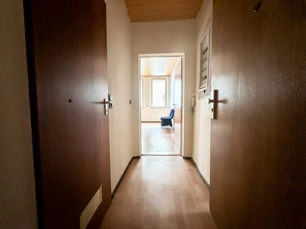 3-Zimmer-Wohnung mit neuem Bad und sep. Küche
