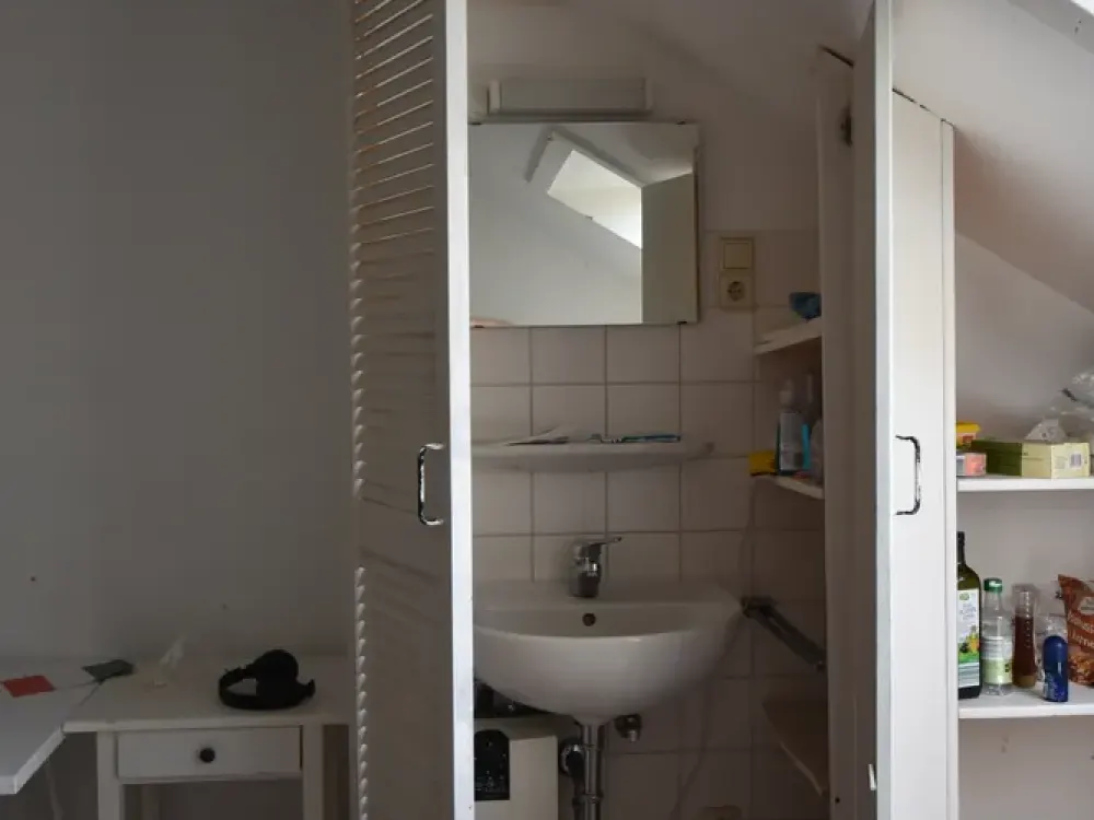 BEFRISTET BIS 31.05.2027: 5 Zimmer Wohnung in ruhiger Lage am Killesberg