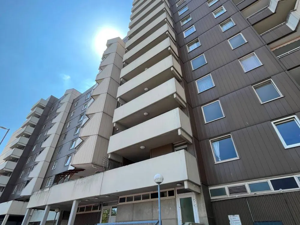 Charmantes 2-Zimmer-Apartment mit Balkon in Köln Chorweiler 6/1