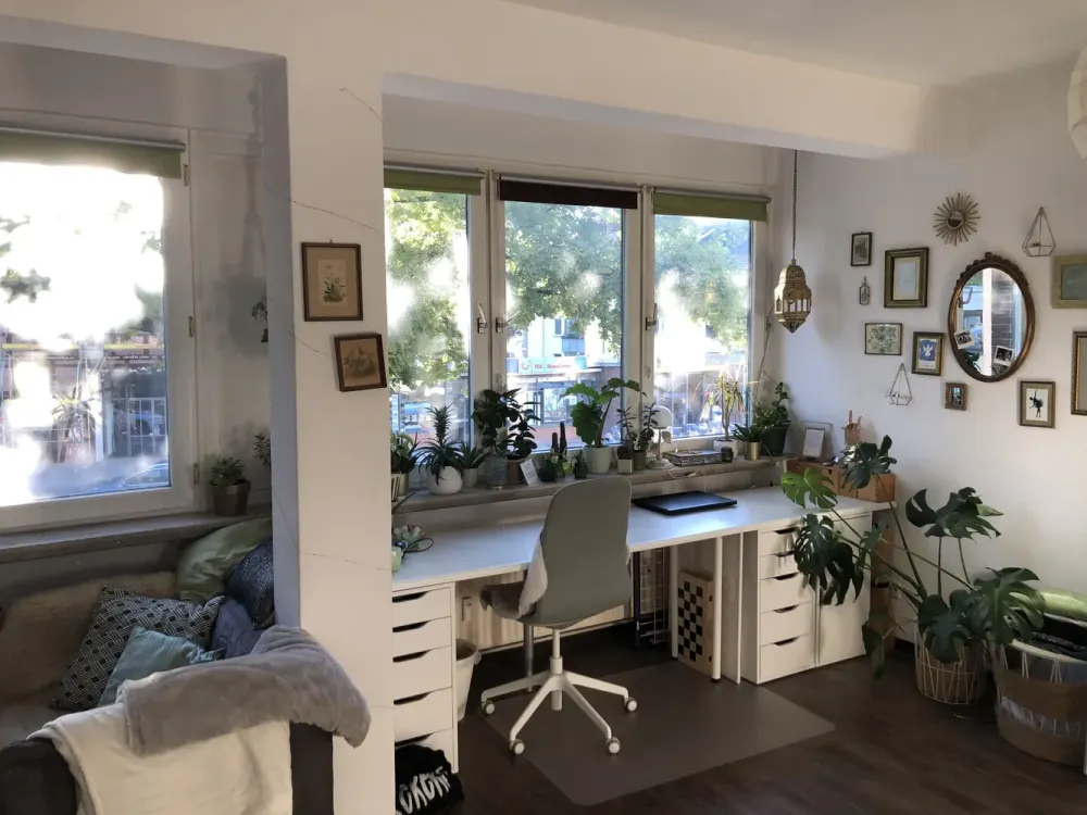 Bright 1-Room Residential Gem in Kirchrode