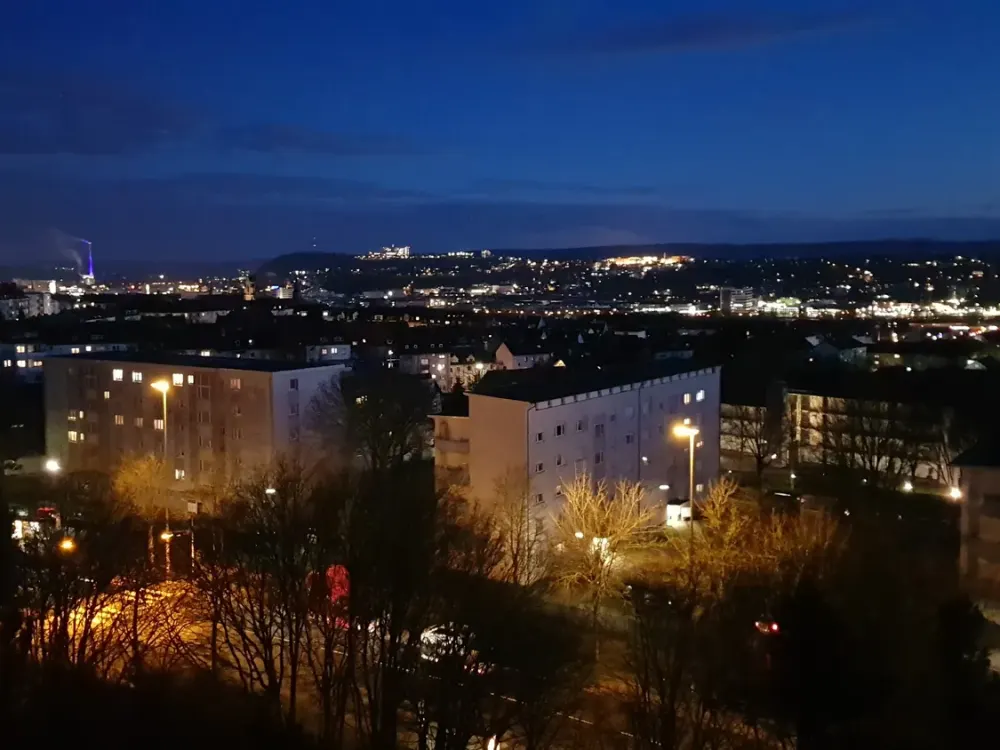 Modern 3-Room Apartment with Dreamlike View