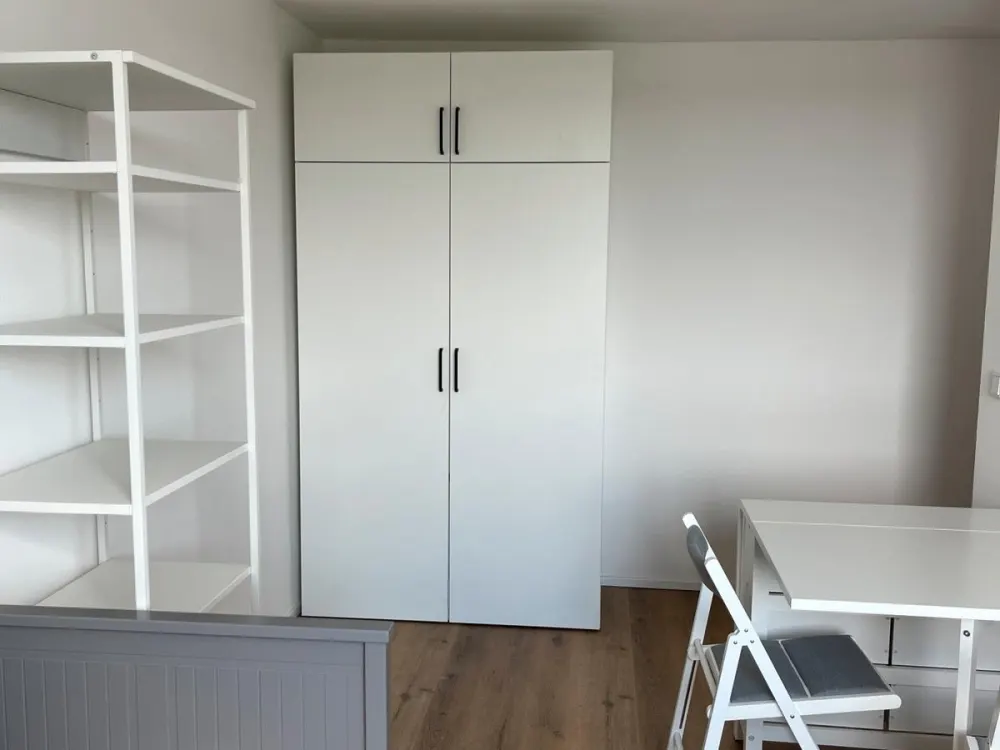 Erstbezug nach Sanierung, möbliertes Apartment in Erlangen