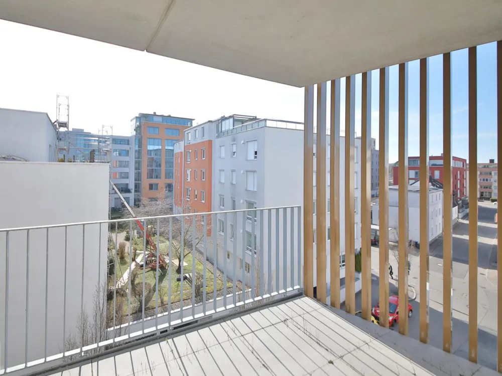 Mitten im Leben, Komfortabler Neubau für anspruchsvolle Genießer