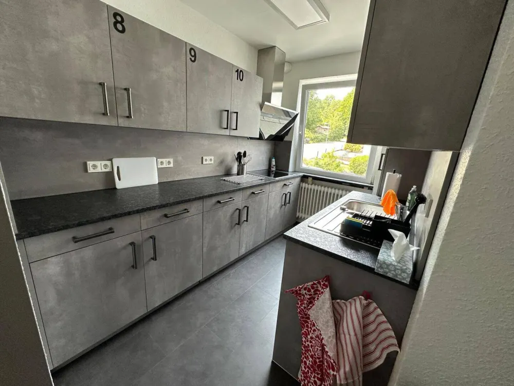 Dudweiler * Wohngemeinschaft * 1 Zimmer * top möbliert * Gr. Bett * Waschbecken * eigener Kühlschrank