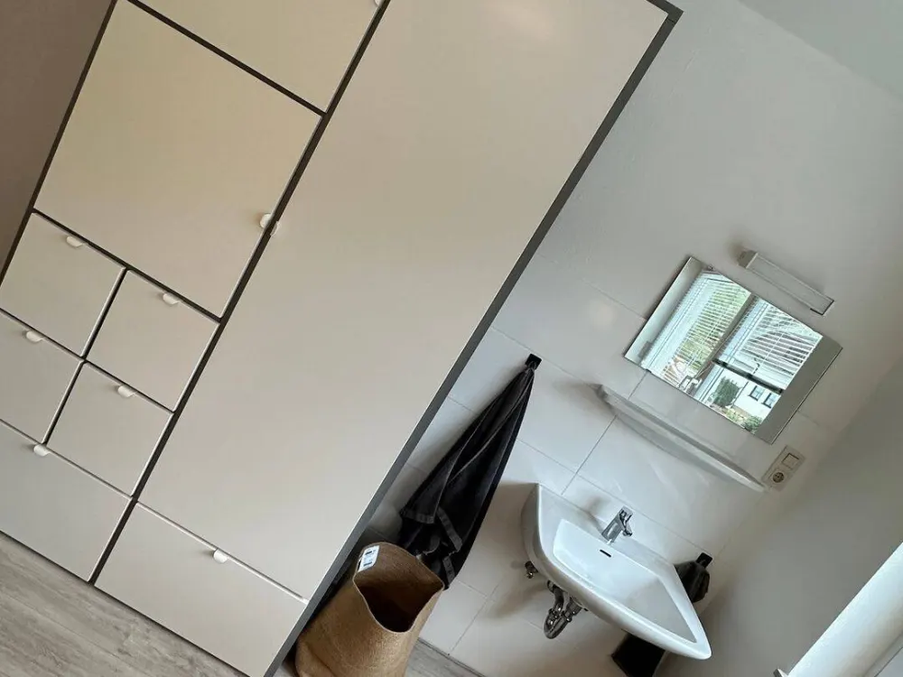 Dudweiler * Wohngemeinschaft * 1 Zimmer * top möbliert * Gr. Bett * Waschbecken * eigener Kühlschrank