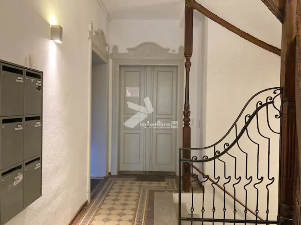 Etwas Besonderes! Helle 3Raumwohnung über 2 Ebenen - Galerie! Balkon! Lift im Haus!