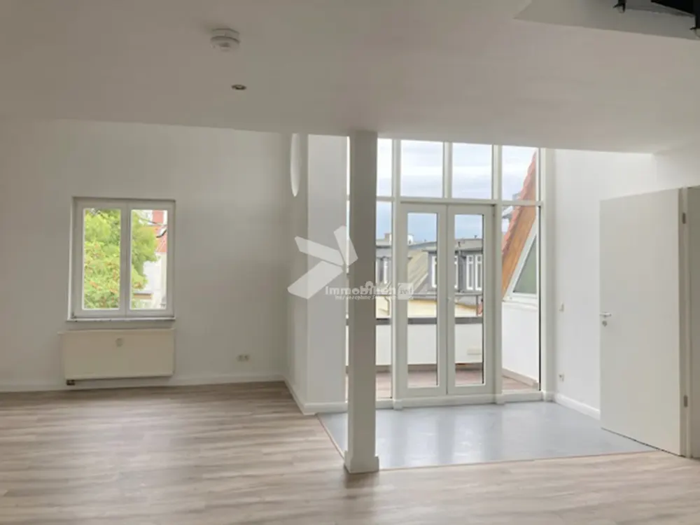 Etwas Besonderes! Helle 3Raumwohnung über 2 Ebenen - Galerie! Balkon! Lift im Haus!