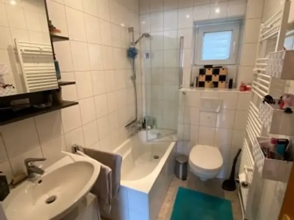 Viel Platz für Ihre Ideen: Saniertes 4-Zimmer-Apartment in Saarbrücken