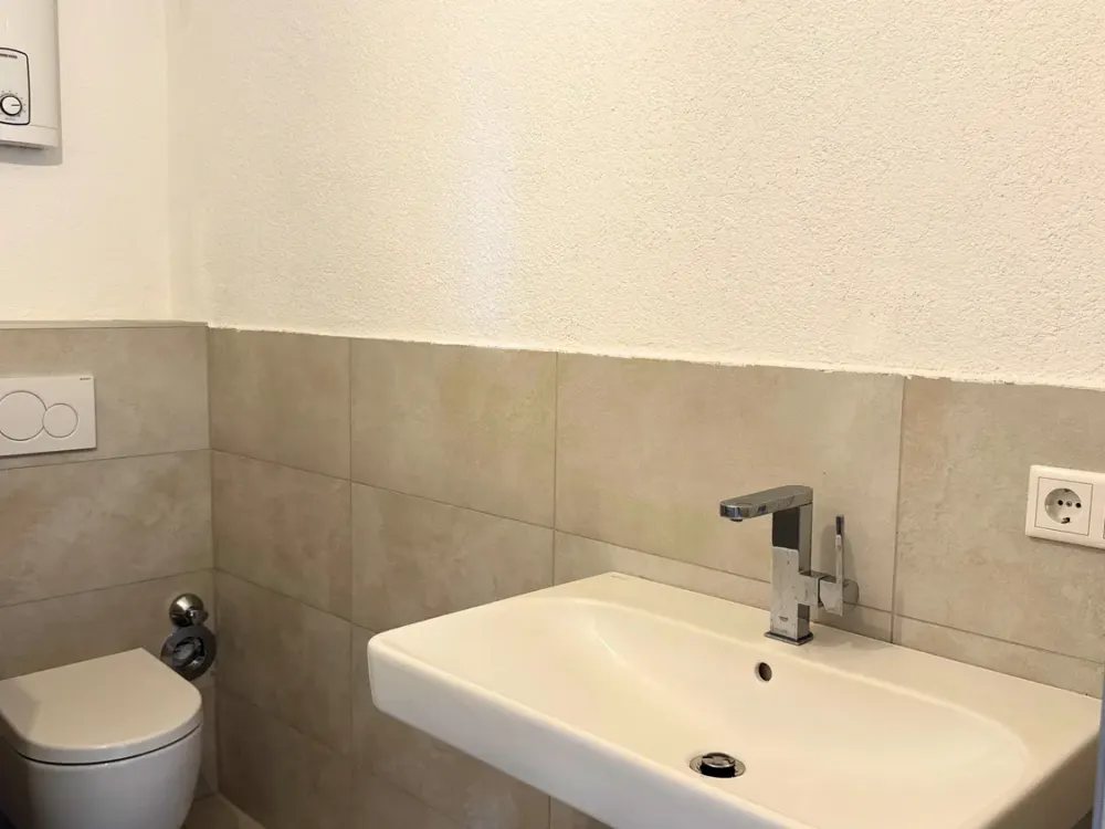 Etagenwohnung im Herzen von Kapellen mit Balkon