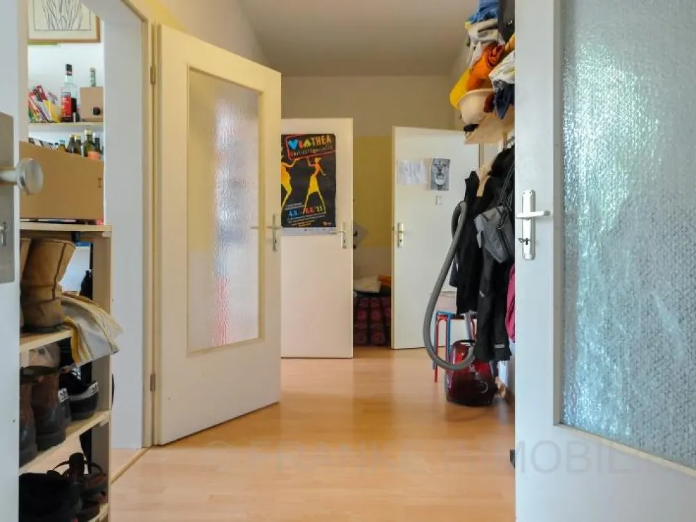 Friedrichstadt - gut geschnittene 3-Zimmer-Wohnung in Innenstadtnähe