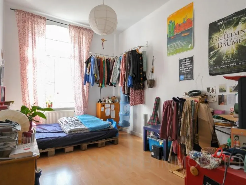Friedrichstadt - gut geschnittene 3-Zimmer-Wohnung in Innenstadtnähe