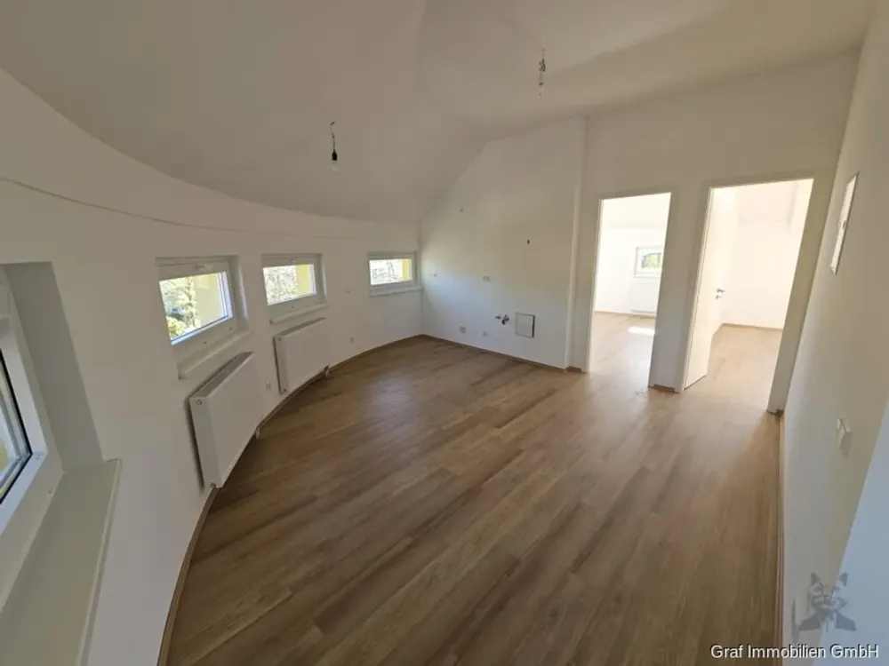Sanierte Hochwertige großzügige 2-3 -Zimmer-Wohnung mit Aufzug in Fredersdorf-Vogelsdorf