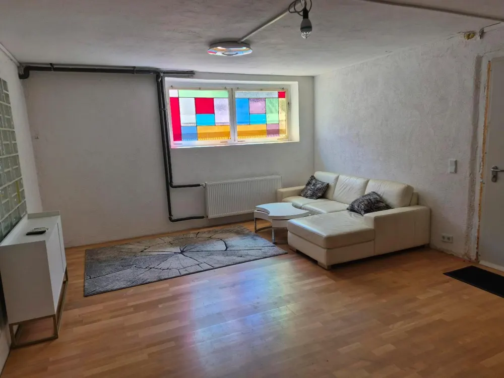 2,5 Zimmer möblierte Souterrainwohnung - 100 m² - FFM Praunheim