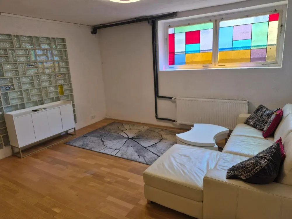 2,5 Zimmer möblierte Souterrainwohnung - 100 m² - FFM Praunheim