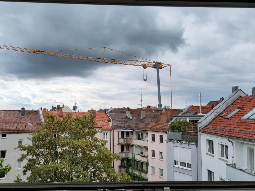 2 Zimmer DG Wohnung 40qm 650 warm St Johannis