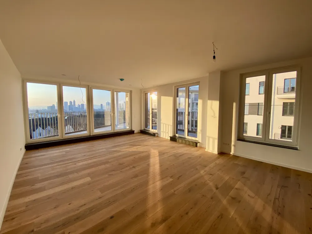 Exclusive 4-Room Apartment with Fitted Kitchen