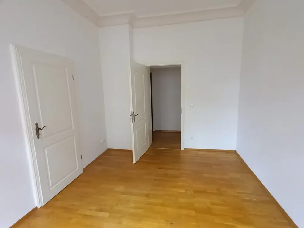 helle und freundliche Wohnung mit Balkon in Gärten hinter der Veste