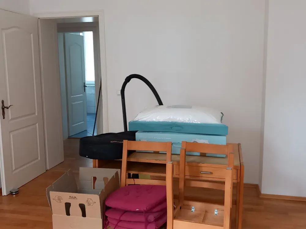 helle und freundliche Wohnung mit Balkon in Gärten hinter der Veste