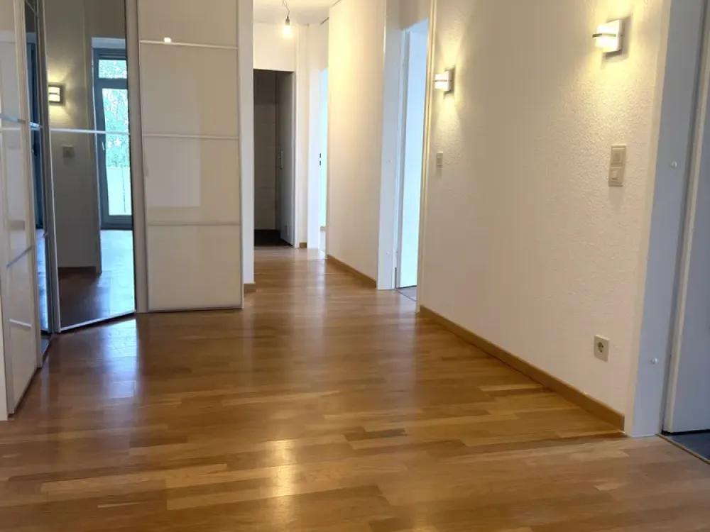 Helle 3-Zimmer-Wohnung: Modernisiertes Zuhause in München
