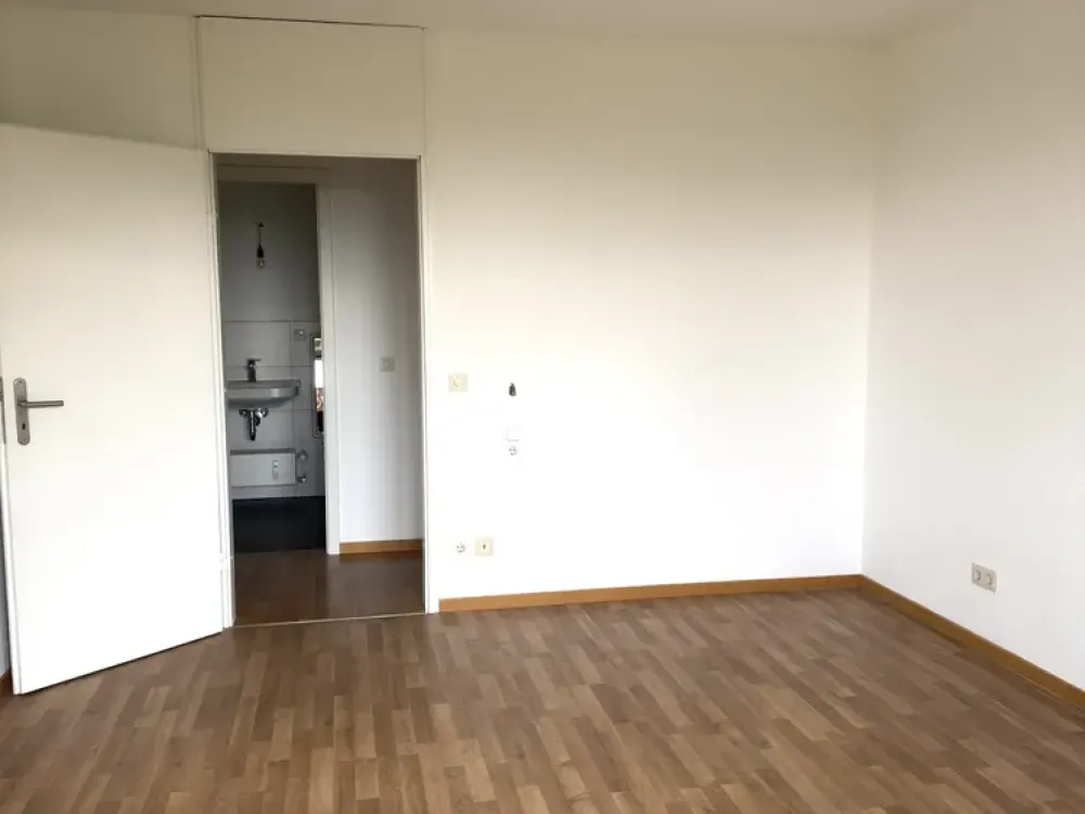 Helle 3-Zimmer-Wohnung: Modernisiertes Zuhause in München