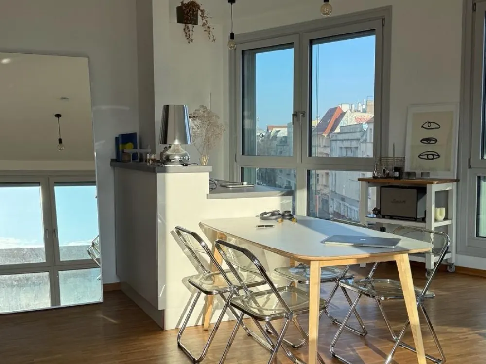 (Befristet): Lichtdurchflutete 3 Zimmer 86qm Wohnung Pberg/Pankow