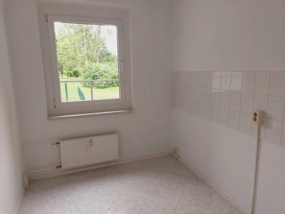 3 Raumwohnung im Balkon in der Hochparterre