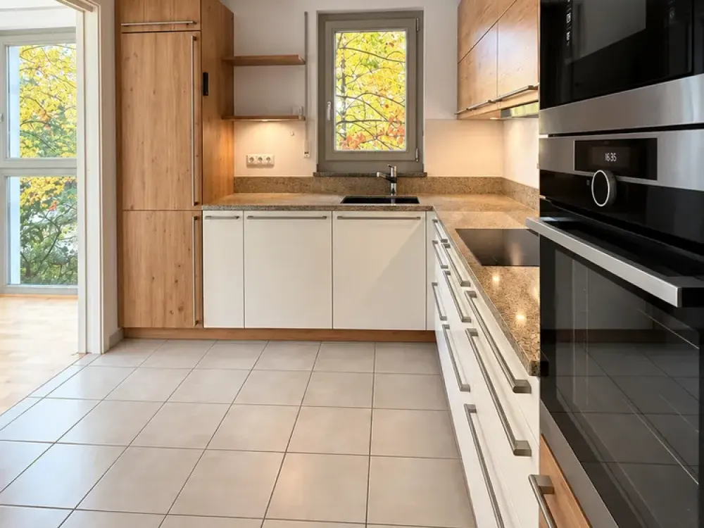 Living with Charm: 3-Room Apartment in Nymphenburg