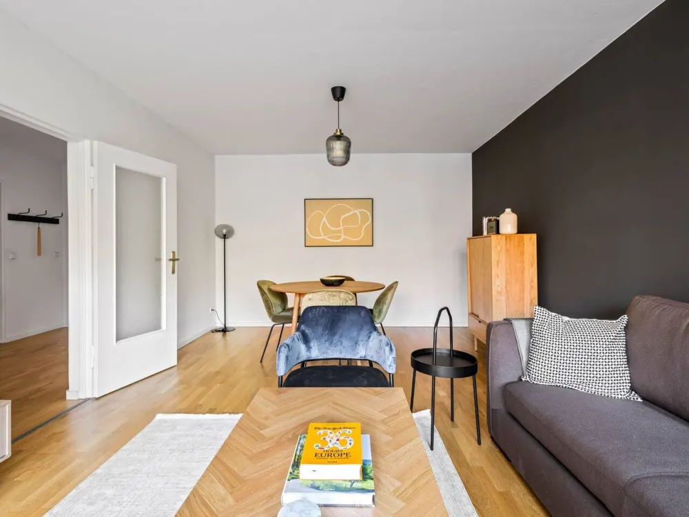 Charmante 2-Zimmer Wohnung in Mitte - voll möbliert