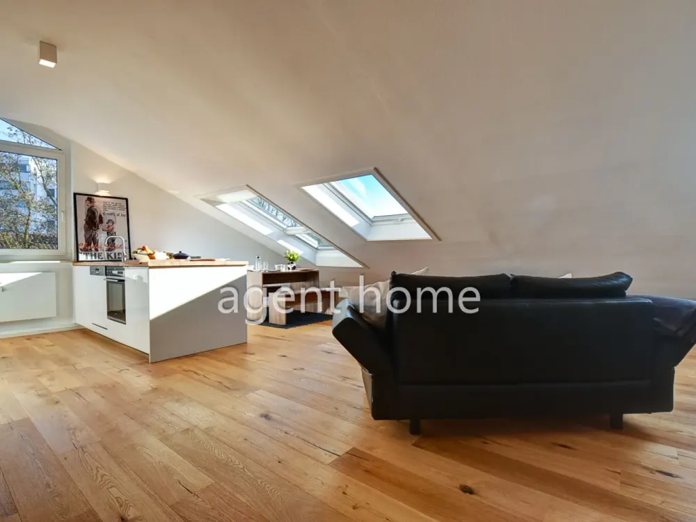 MÖBLIERT - LOFTFEELING in BÖBLINGEN - 1-Zimmer-Dachgeschoss-Wohnung