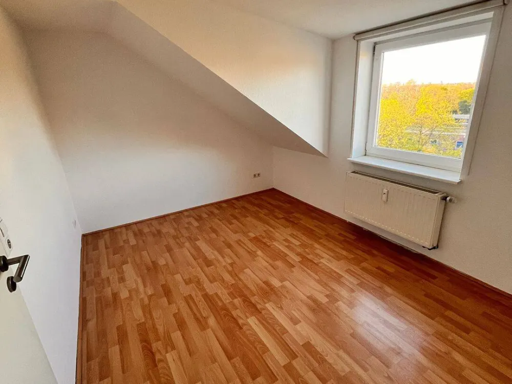Ruhige 2-Zimmerdachgeschoßwohnung in Köln-Höhenberg