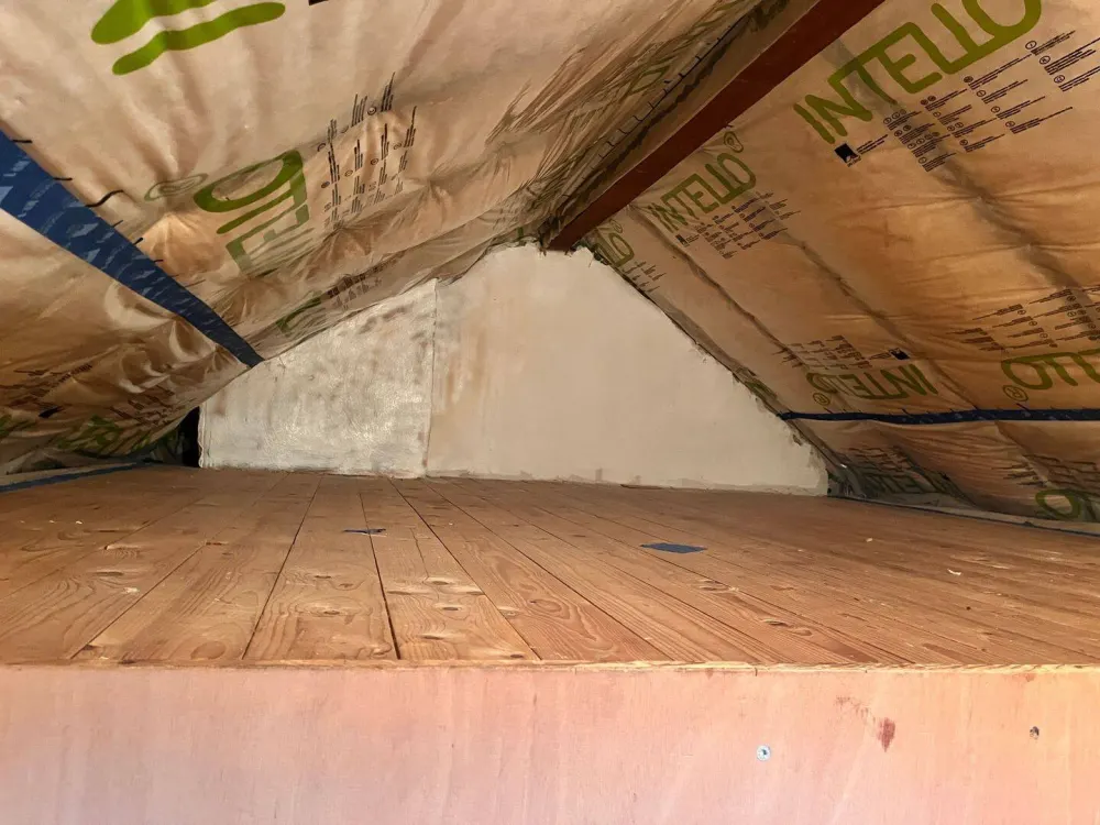 Ruhige 2-Zimmerdachgeschoßwohnung in Köln-Höhenberg