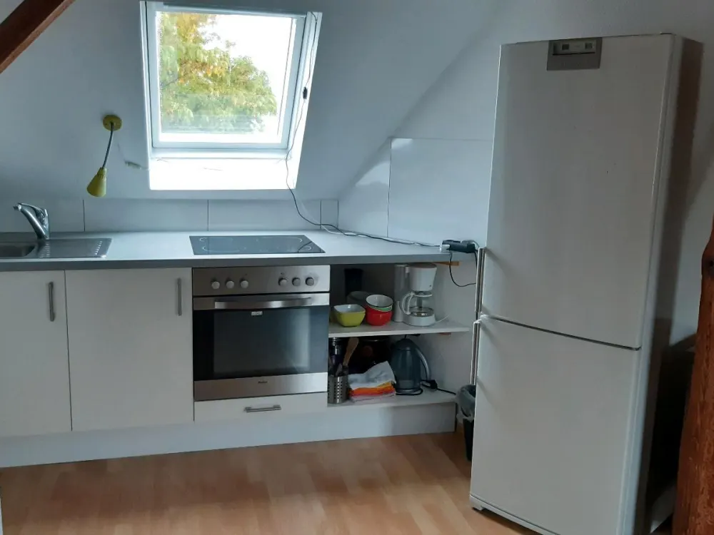2 Zimmer Dachgeschoßwohnung möbliert