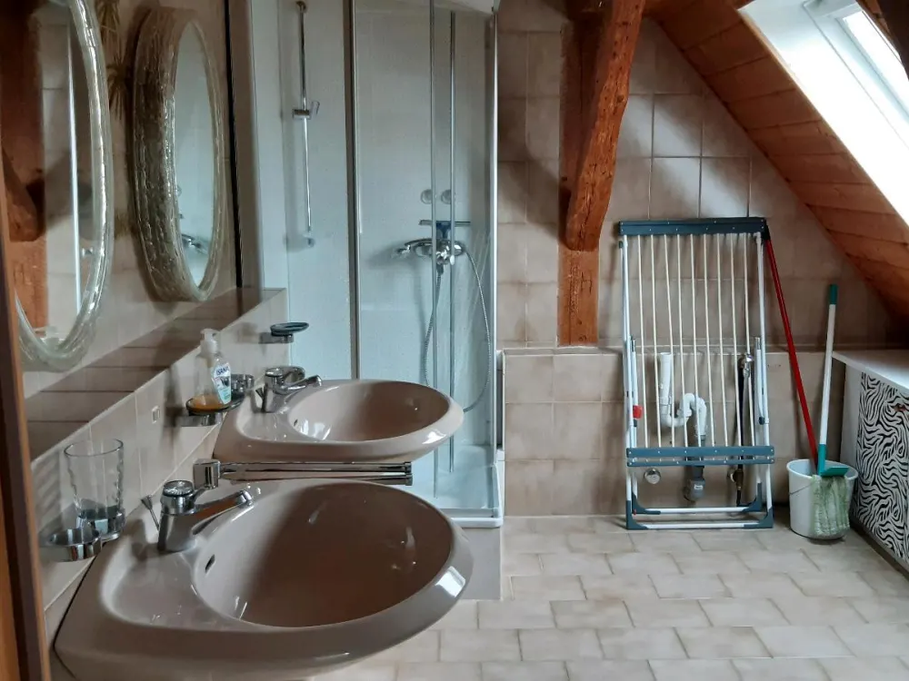 2 Zimmer Dachgeschoßwohnung möbliert