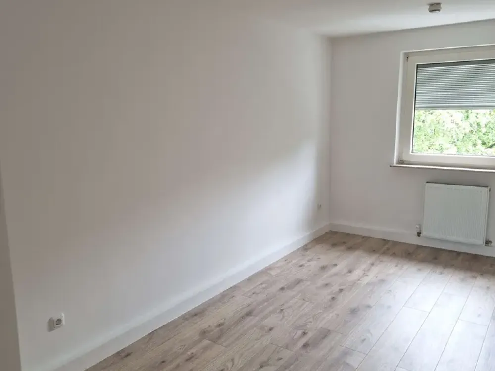 Bright 2-Room Apartment on the 4th Floor at Südstadtpark in Fürth!