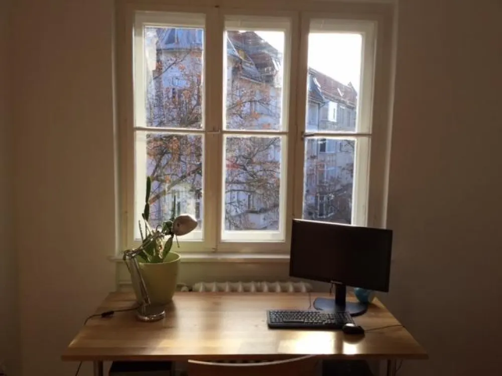 Helle wunderschöne Wohnung, teils möbliert, ab November